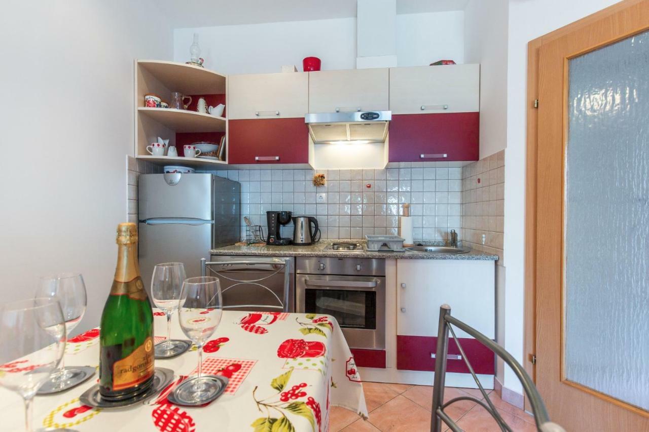 Apartment Jasna With Breathtaking Sea View, Terrace And Free Parking Hreljin Eksteriør billede